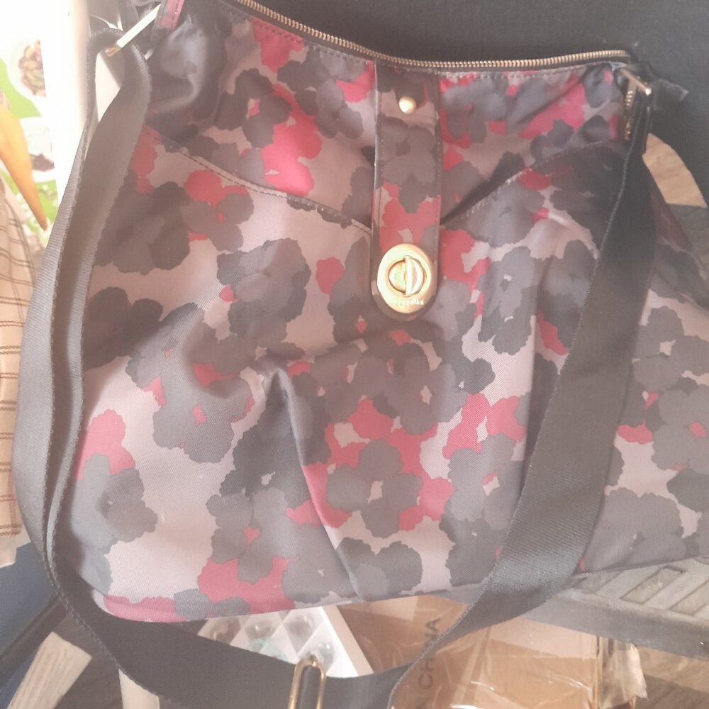 Baggallini Grey Pink Camo Crossbody